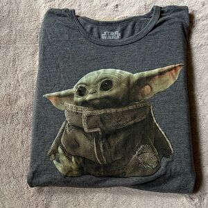 Fifth Sun Gray Star Wars Mandalorian Grogu Tee